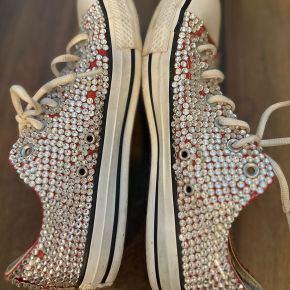 CONVERSE ALL STAR WHITE CUSTOMIZED using CRYSTALS Wedding Or For Fun Shoe Size 9 - Picture 6 of 13